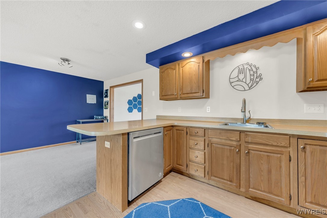 22 Grace Way Lancaster, NY 14086 - Photo 7 of 44