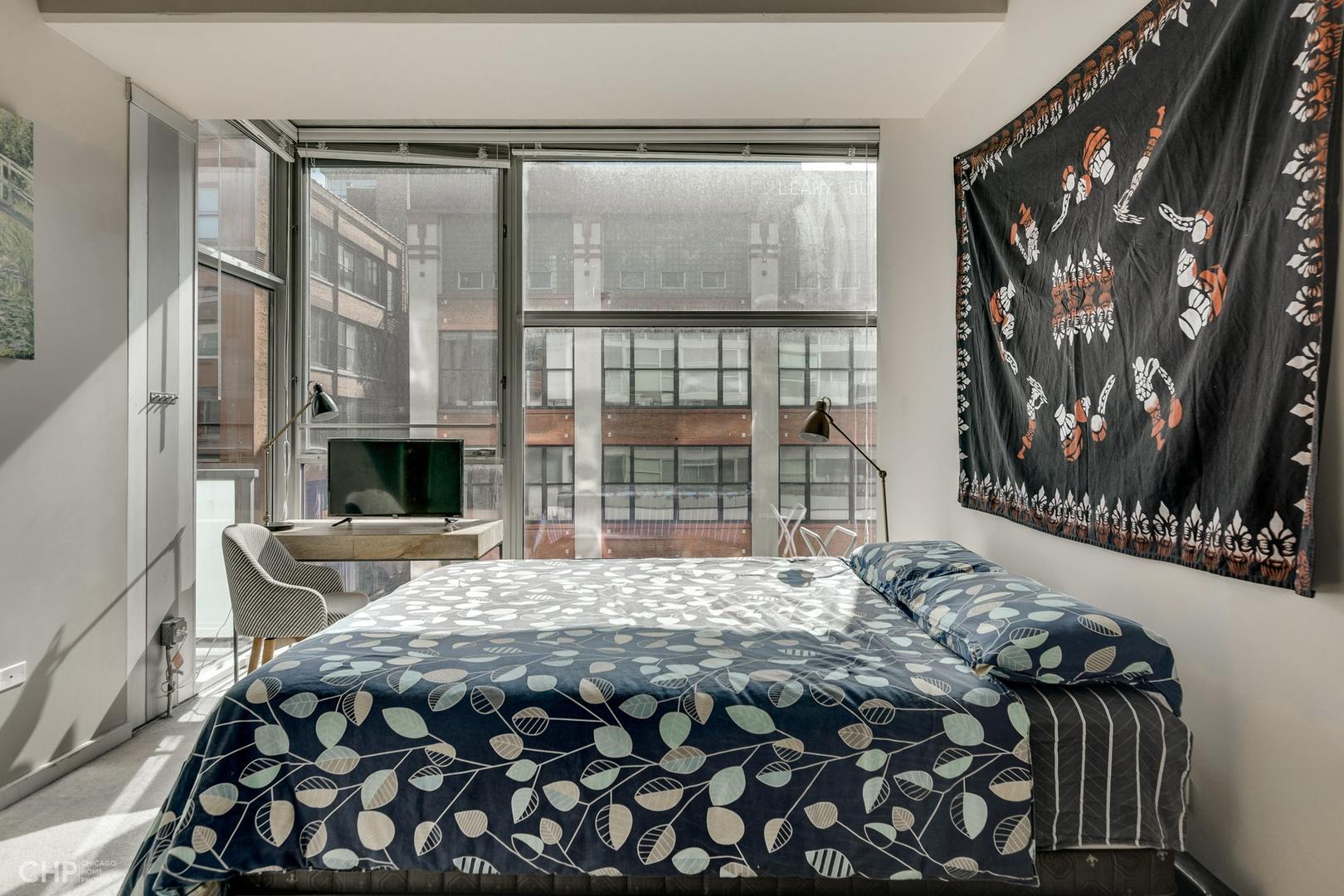 630 North Franklin Street, Unit 511 Chicago, IL 60654 - Photo 8 of 14