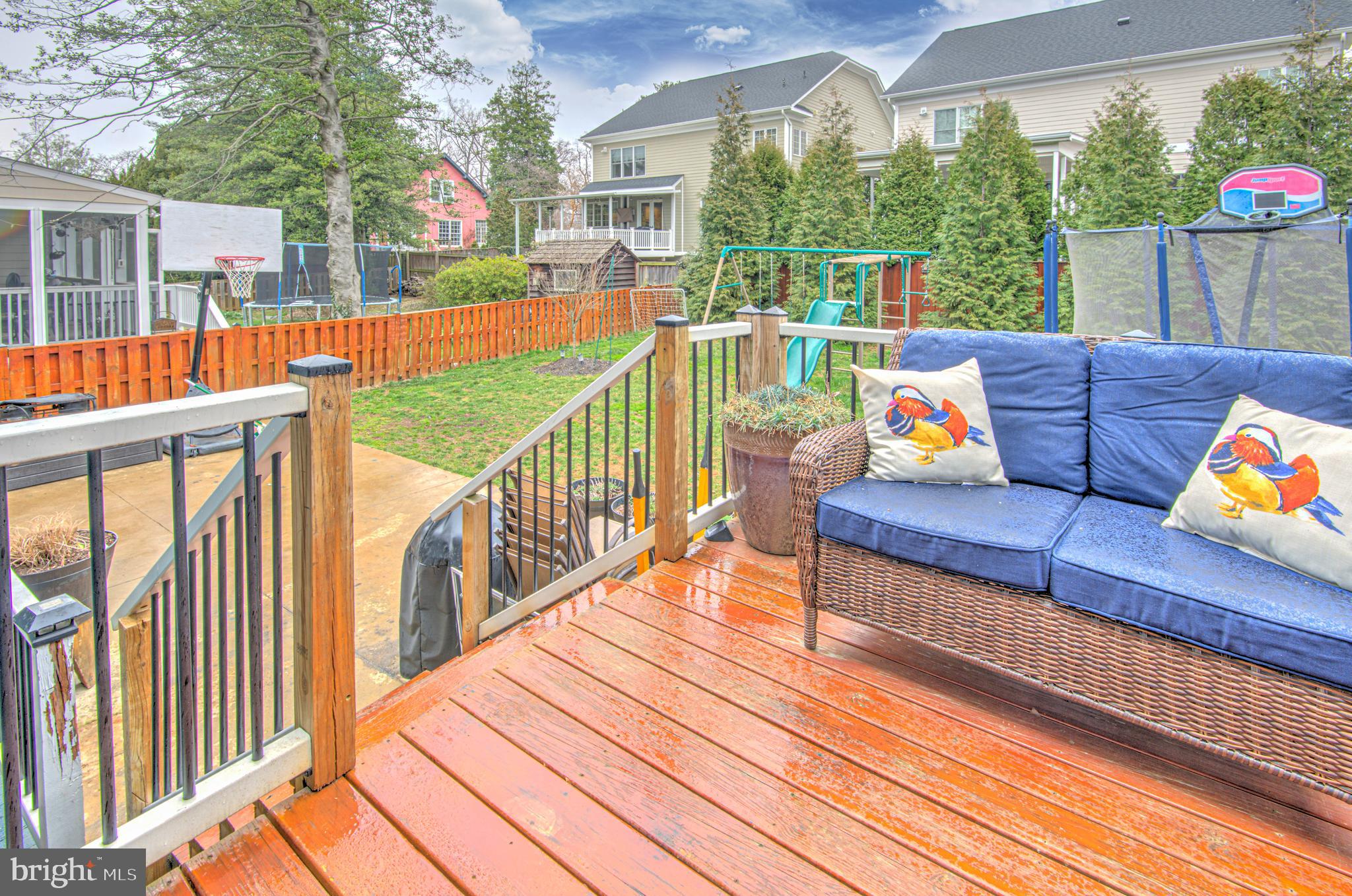 9509 Edgeley Road Bethesda, MD 20814 - Photo 23 of 24 Back deck/yard