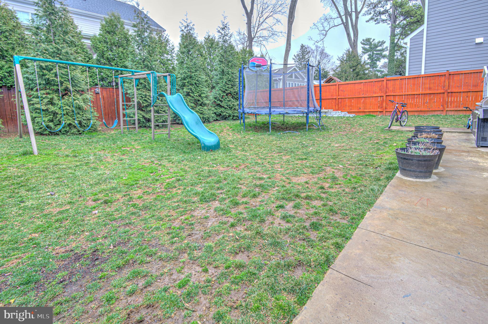 9509 Edgeley Road Bethesda, MD 20814 - Photo 24 of 24 Backyard