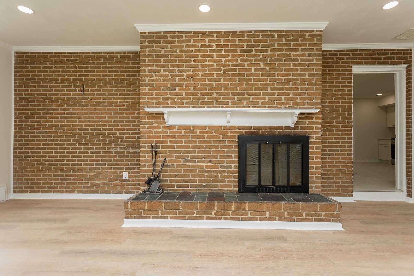 1002 North Coalter Street Staunton, VA 24401 - Photo 21 of 36 a view of a brick building