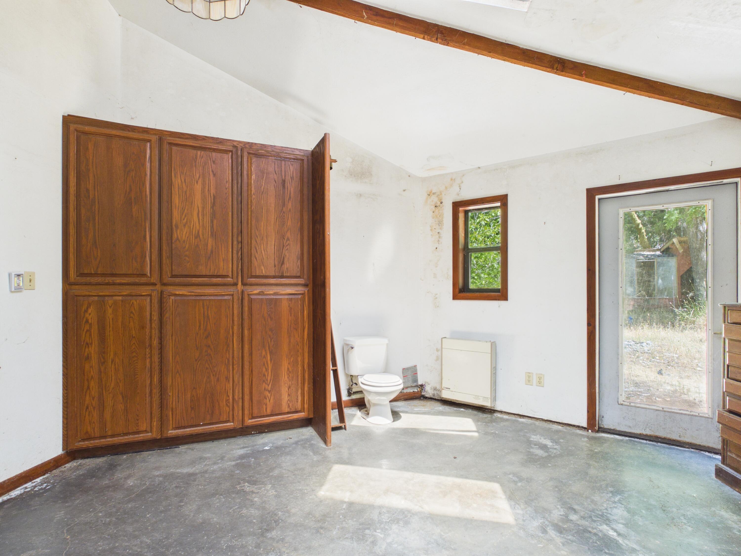1055 Goodman Ranch Road Garberville, CA 95542 - Photo 22 of 63