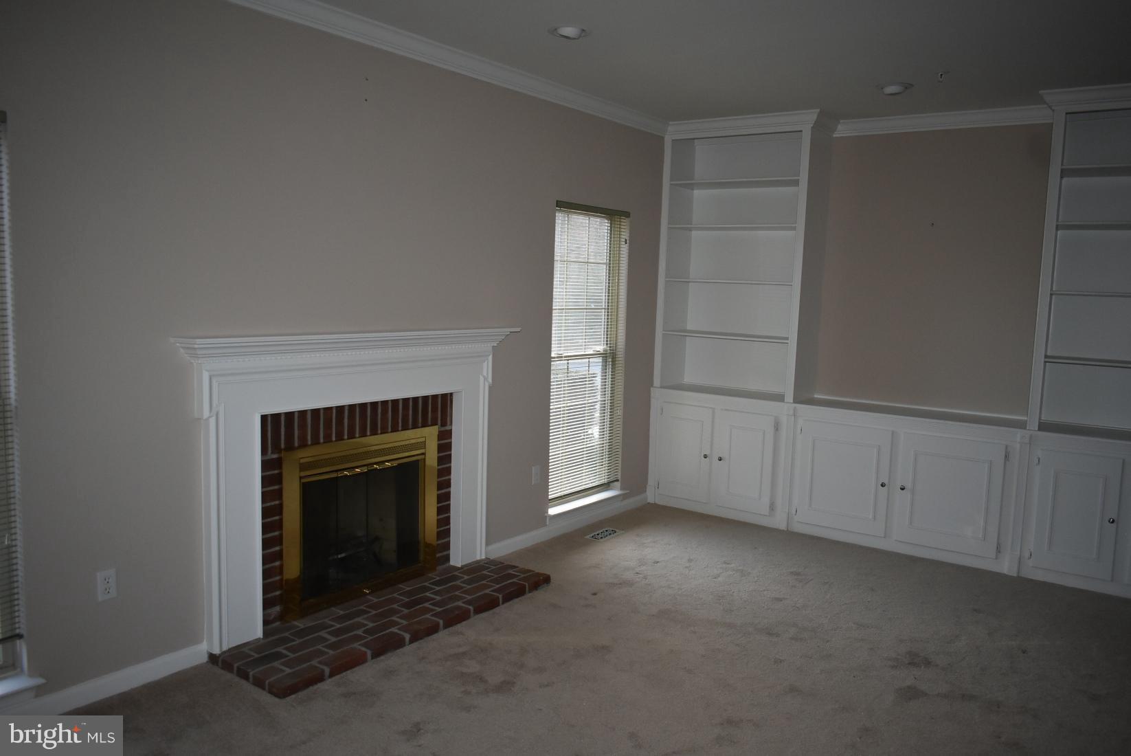 2469 Stoney Creek Road Frederick, MD 21701 - Photo 4 of 16 Living Room