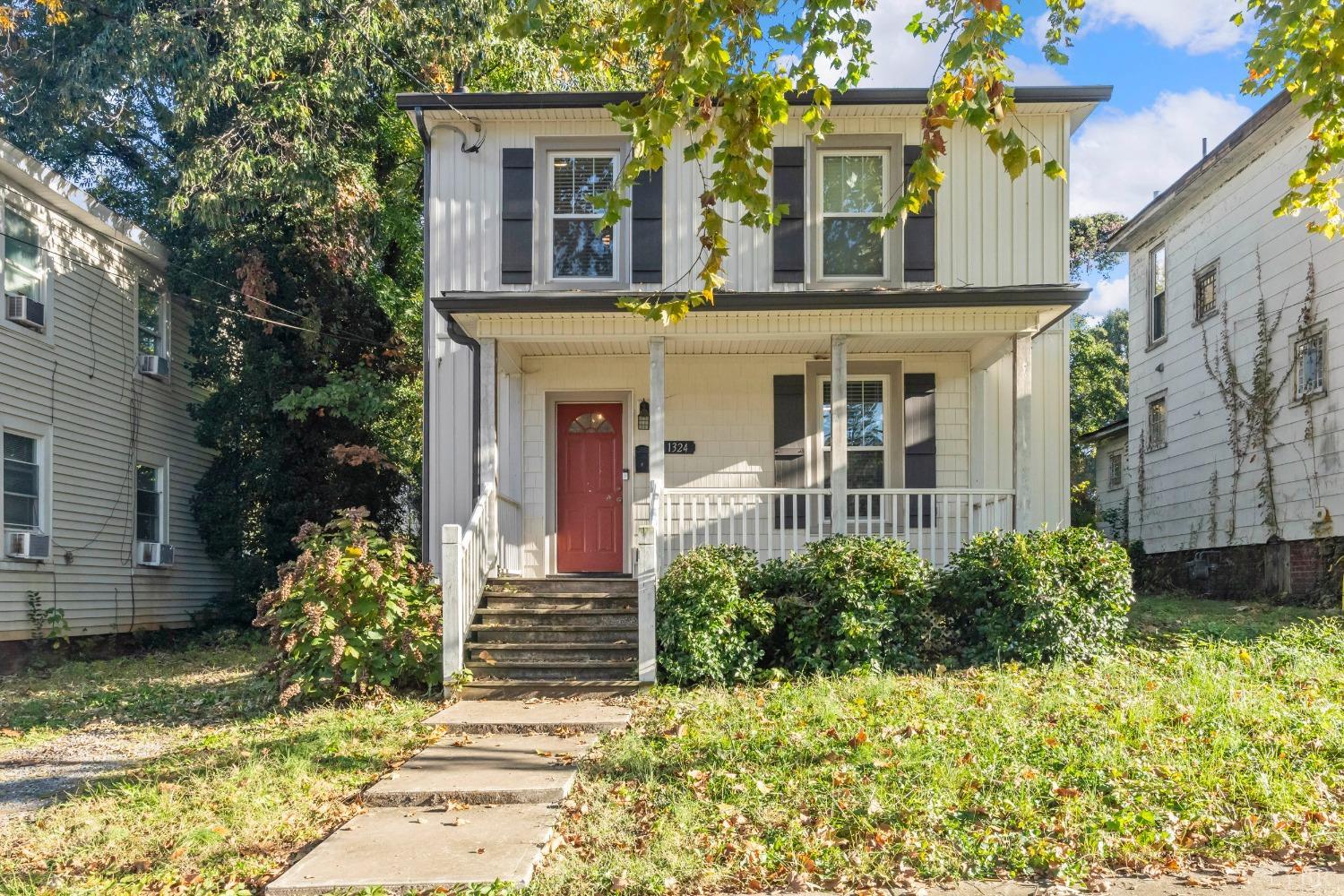 1324 Ruffner Place Lynchburg, VA 24504 - Photo 5 of 33 Gallery Image 5