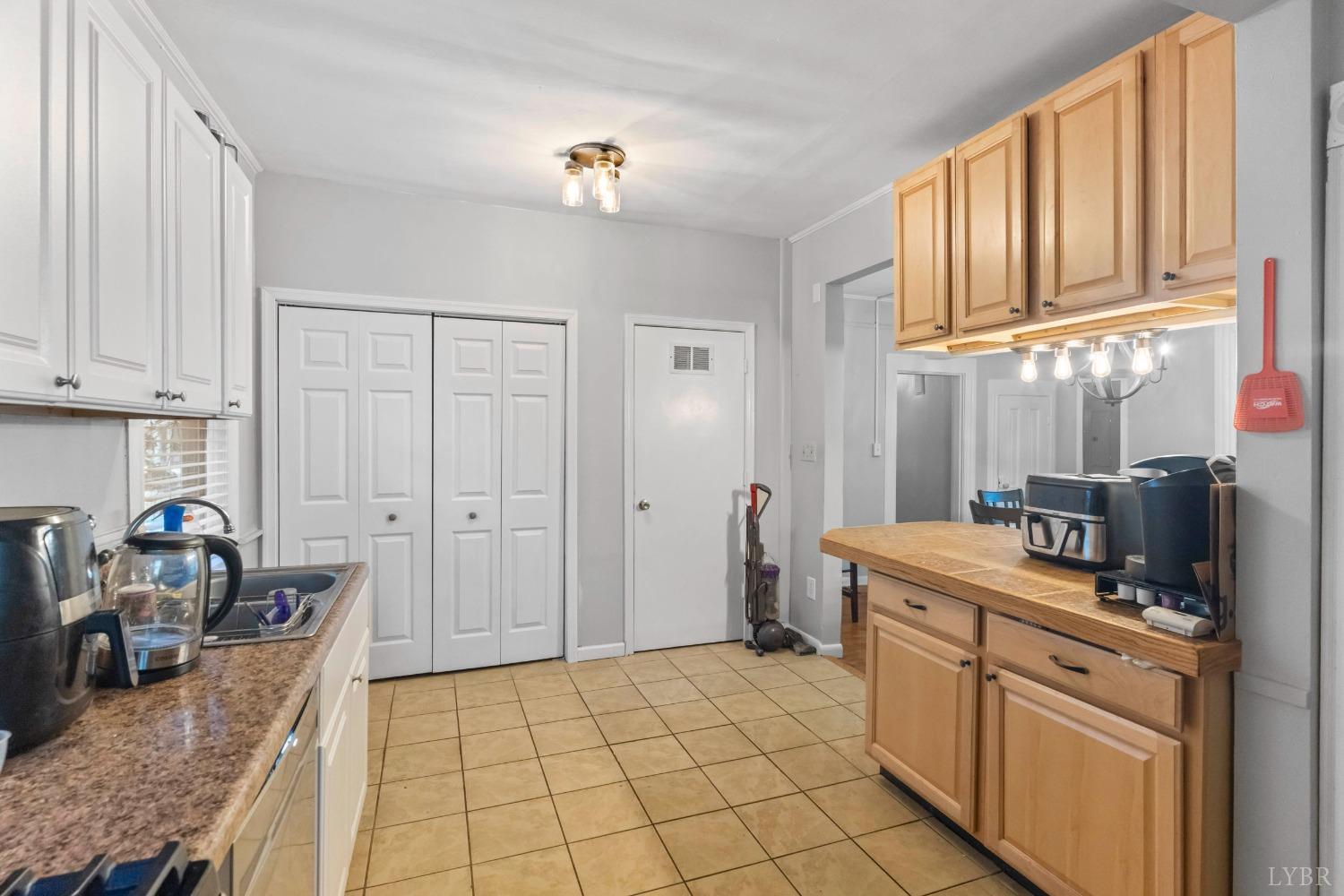 1324 Ruffner Place Lynchburg, VA 24504 - Photo 7 of 33 Gallery Image 7