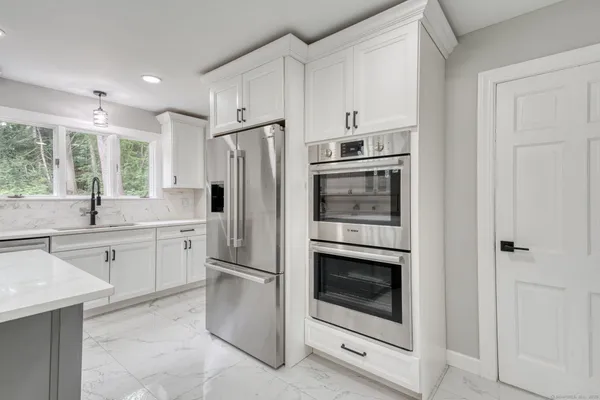 $1,199,900 | 175 Scarborough Street, Hartford, CT 06105