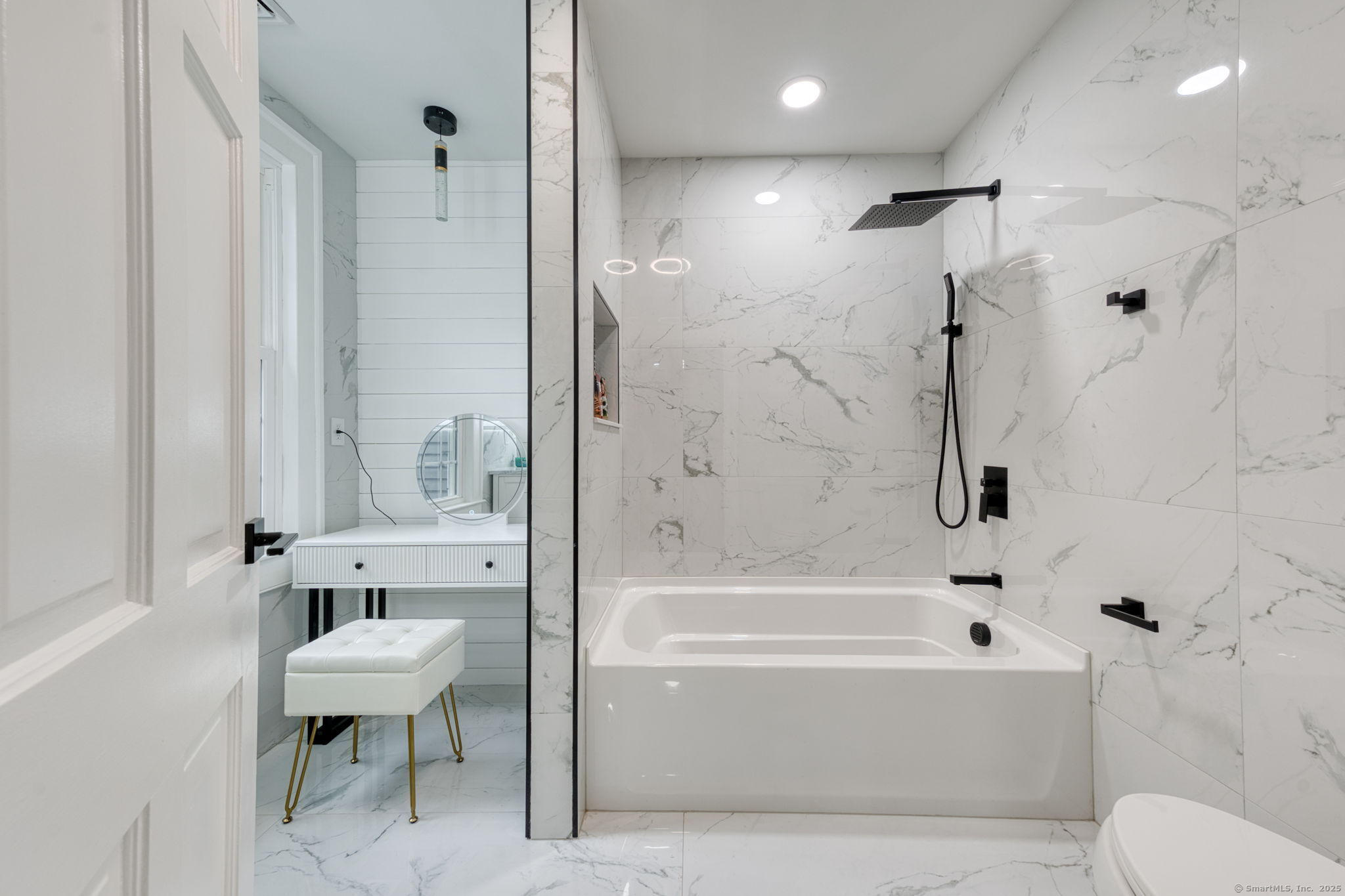 175 Scarborough Street Hartford, CT 06105 - Photo 26 of 40