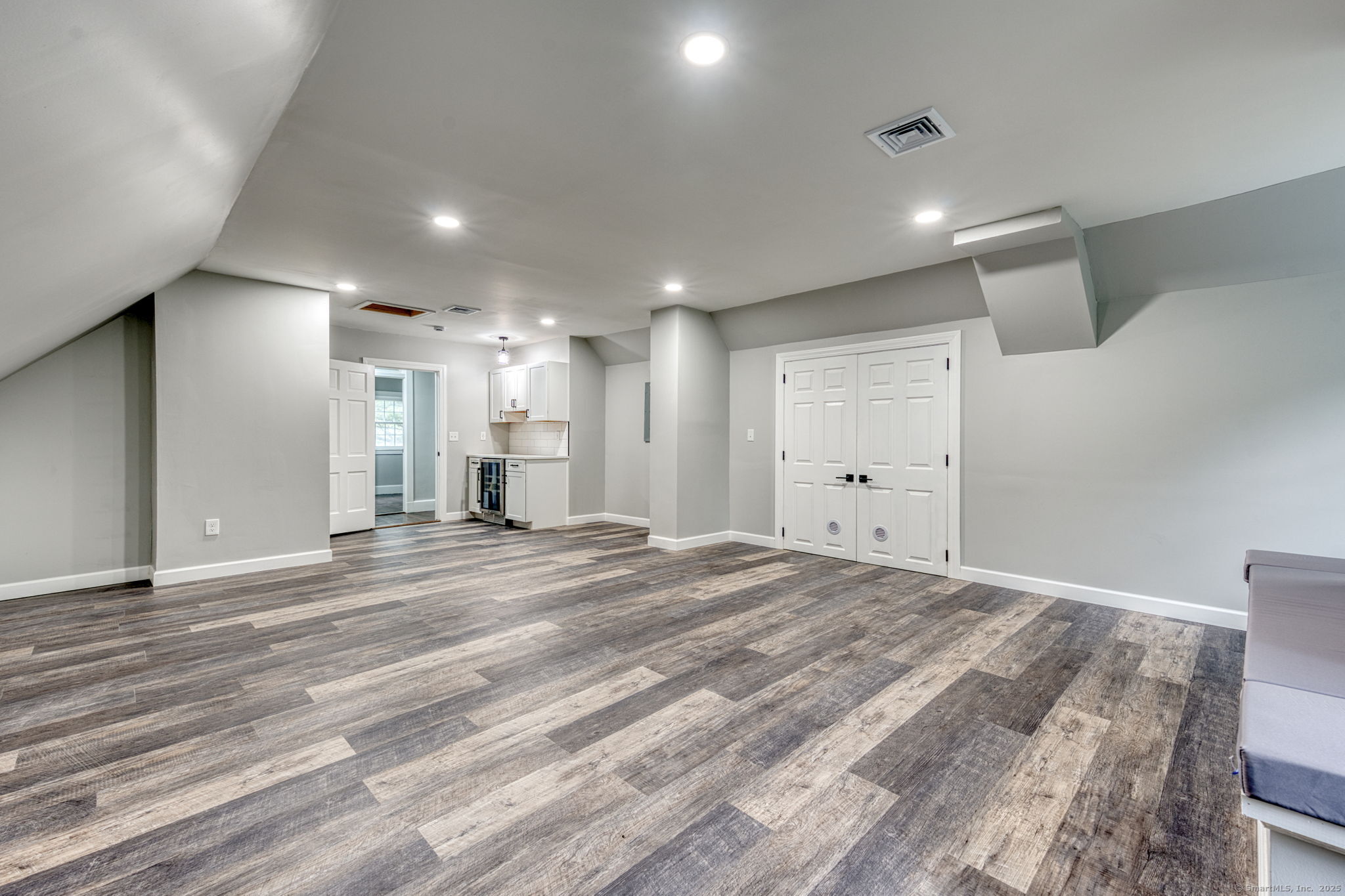 175 Scarborough Street Hartford, CT 06105 - Photo 37 of 40