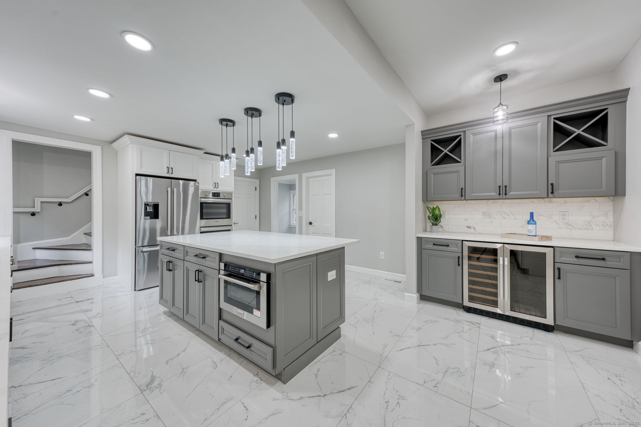 175 Scarborough Street Hartford, CT 06105 - Photo 9 of 40