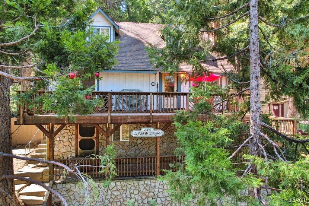 23697 Bowl Road Crestline, CA 92325 - Photo 3 of 28 a view of entryway with outdoor area