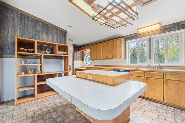 $435,000 | 2594 Bossburg Road, Evans, WA 99126