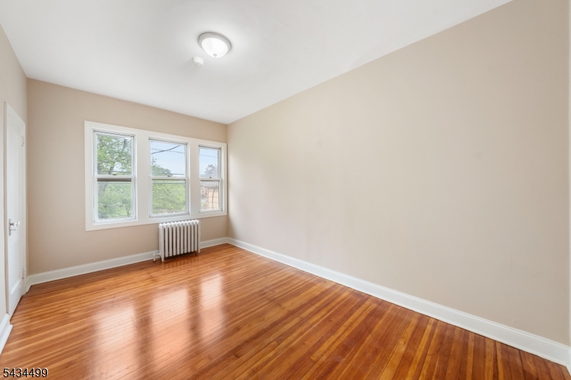 49 Caldwell Place, Unit 3 Springfield, NJ 07081 - Photo 5 of 14