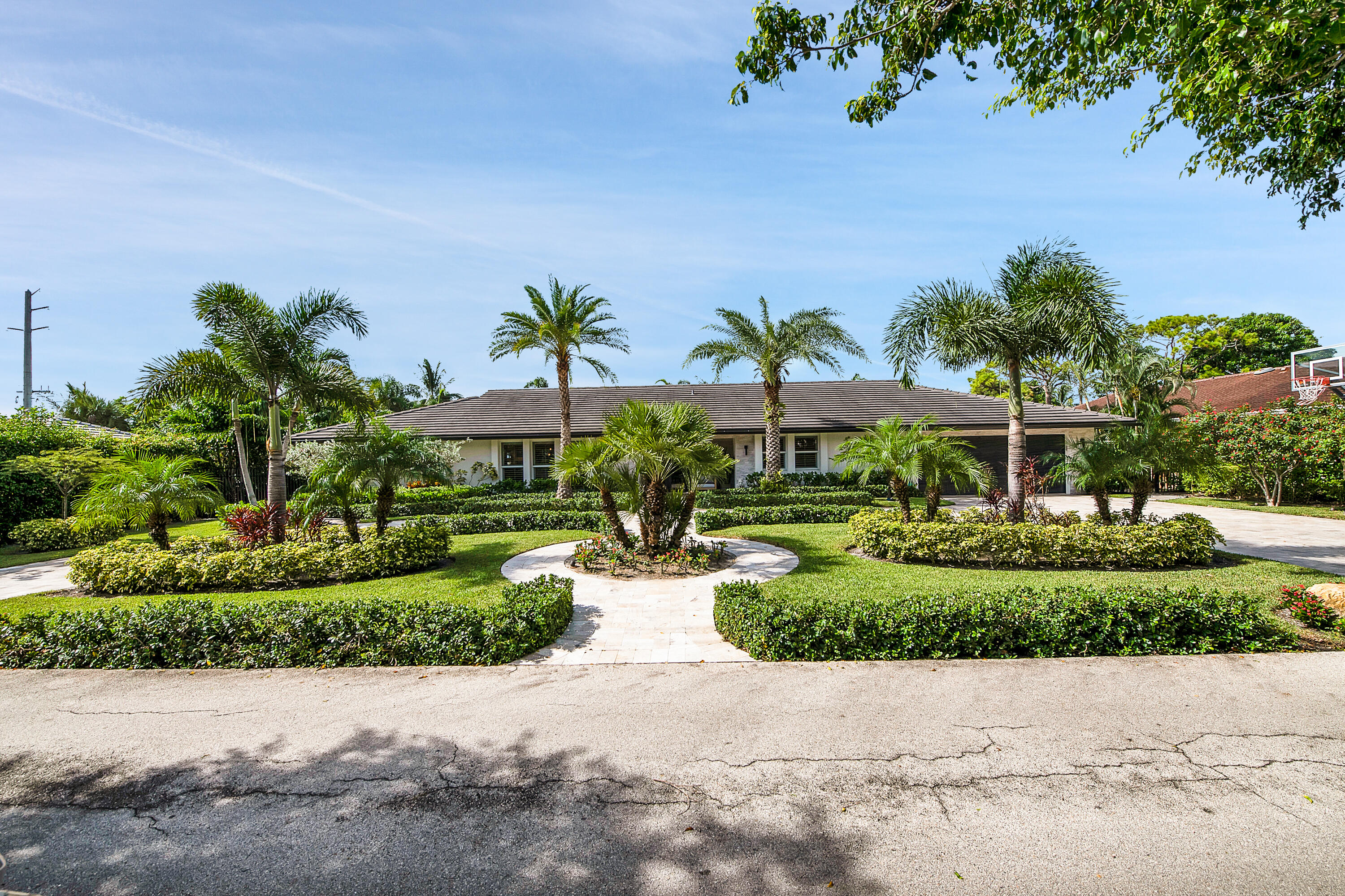 940 Southwest 14th Drive Boca Raton, FL 33486 - Photo 2 of 47 Exterior (34)