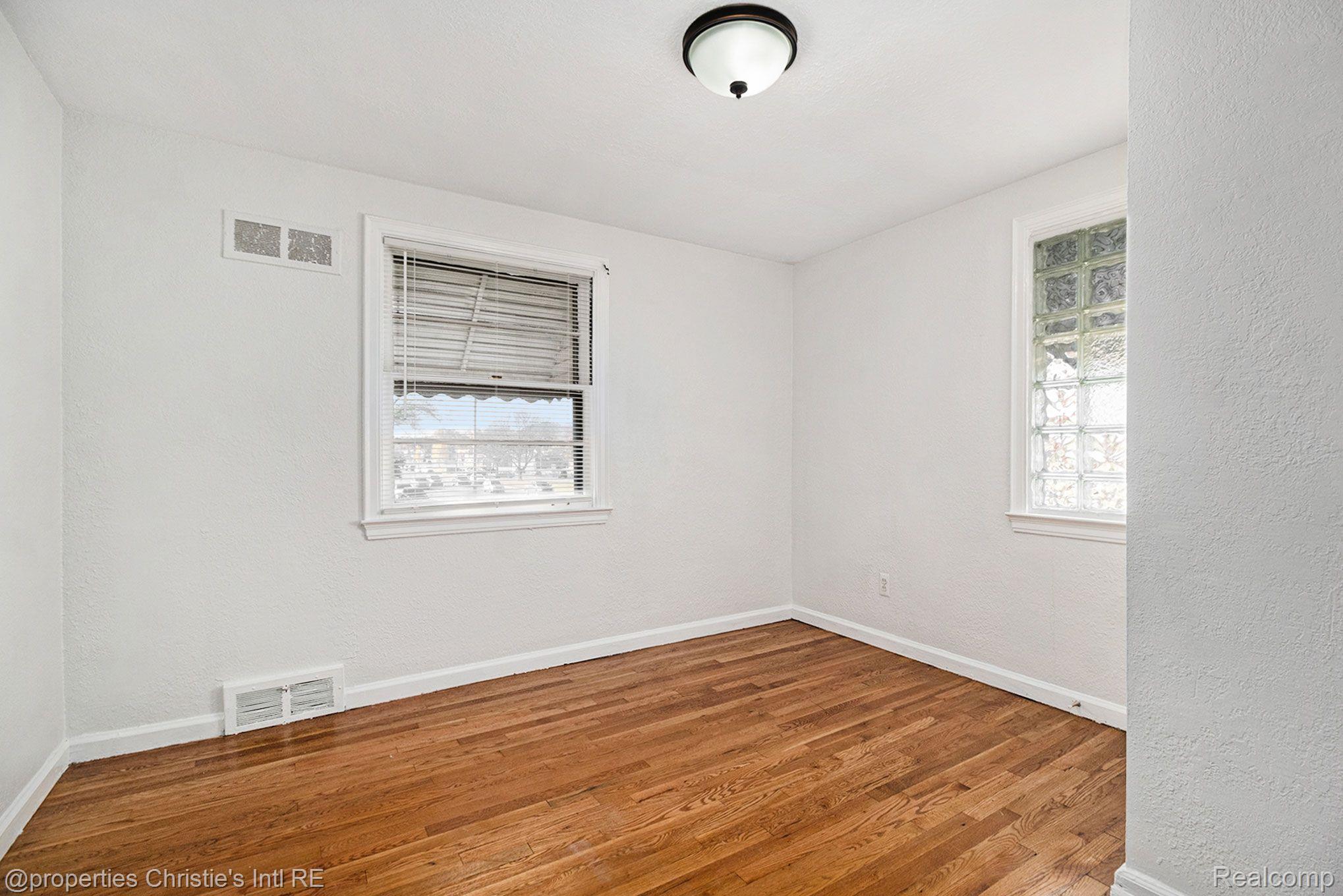 20554 Picadilly Road Detroit, MI 48221 - Photo 21 of 25 Gallery Image 21