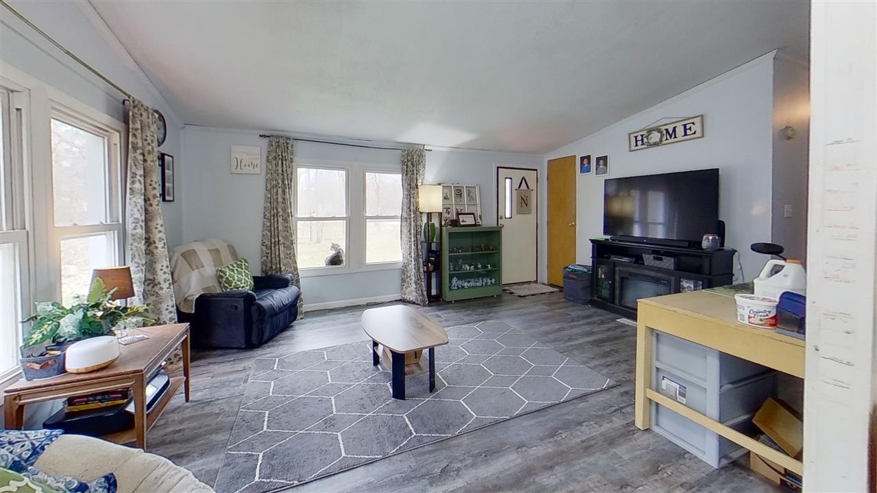 5861 West Baker Road Coleman, MI 48618 - Photo 10 of 37 1886512-9.JPG