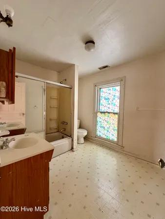 $199,000 | 401 North Massey Street, Selma, NC 27576
