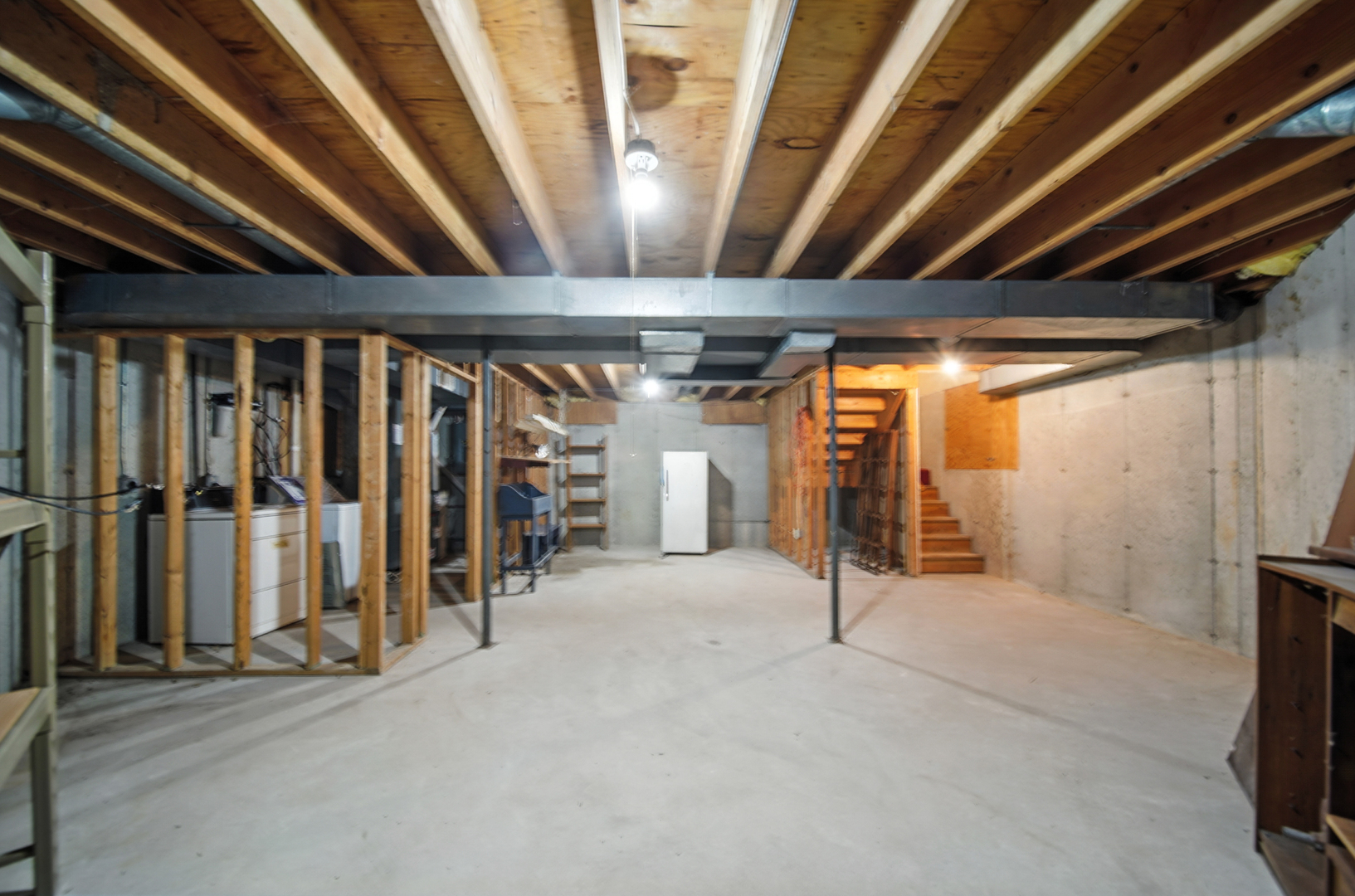 21631 Hoover Road Sterling, IL 61081 - Photo 23 of 30 a view of an empty room with wooden floor