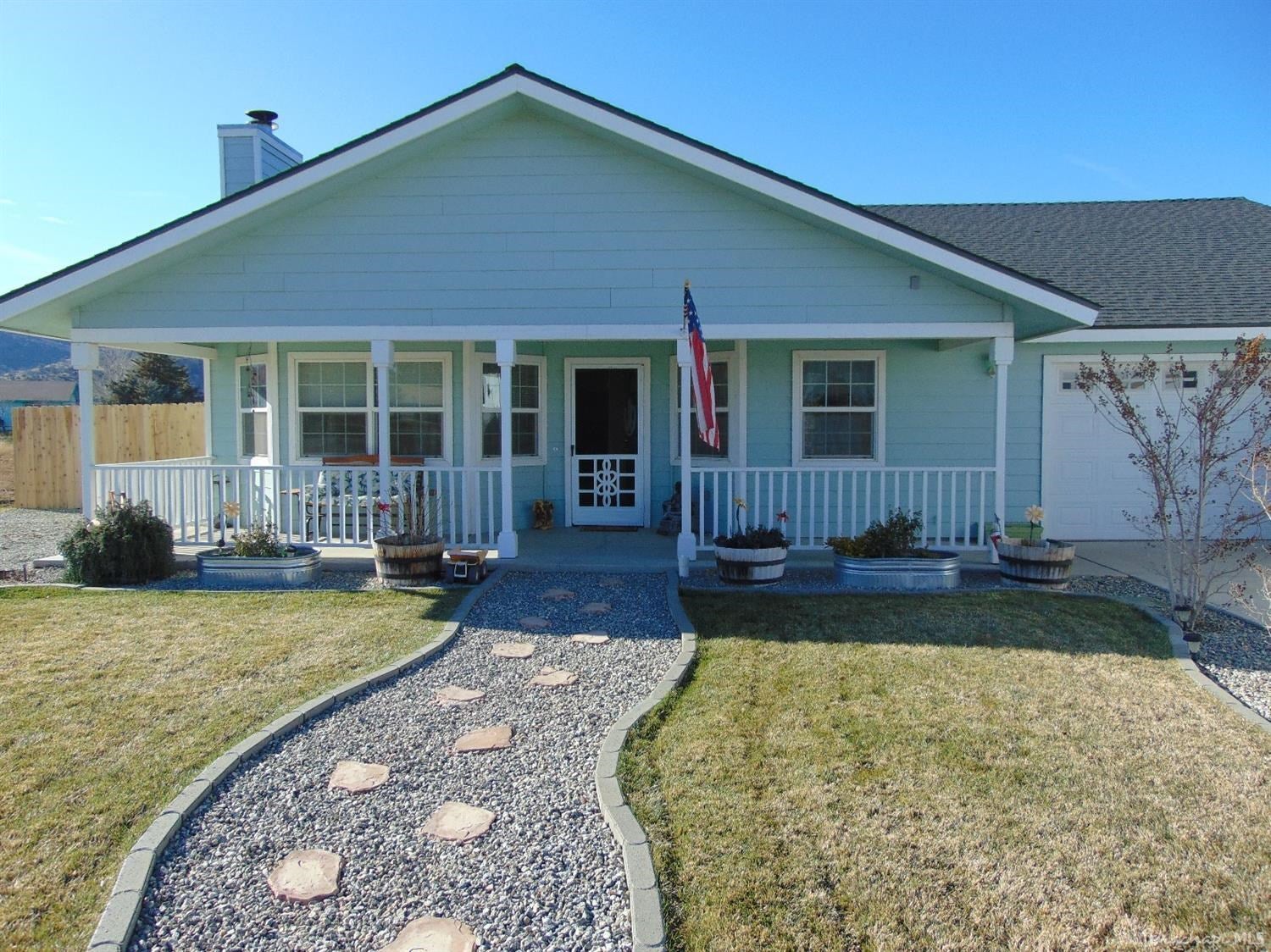 21721 Ripple Lane Tehachapi, CA 93561 - Photo 2 of 43 Gallery Image 2