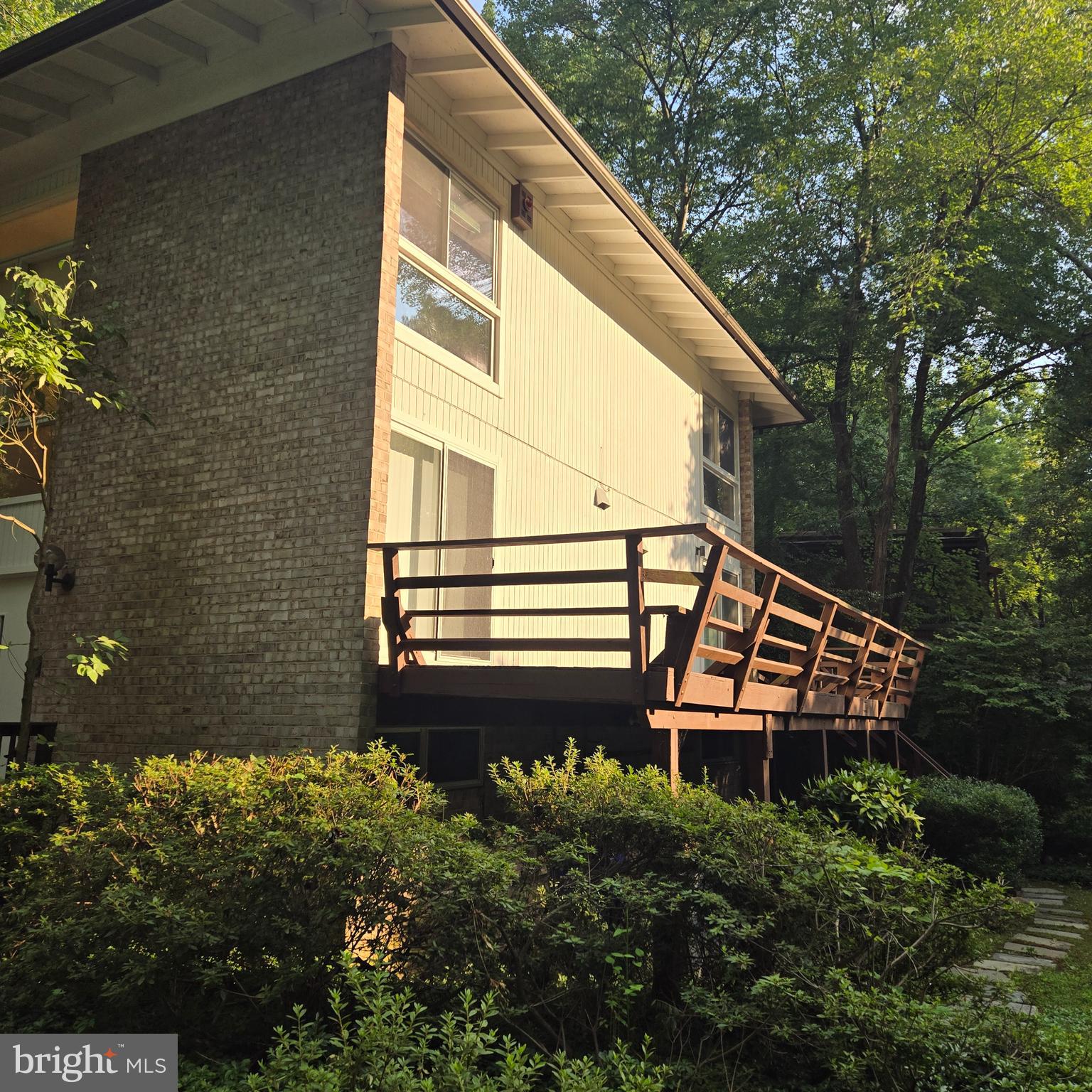 10612 Crossing Creek Road Potomac, MD 20854 - Photo 2 of 47