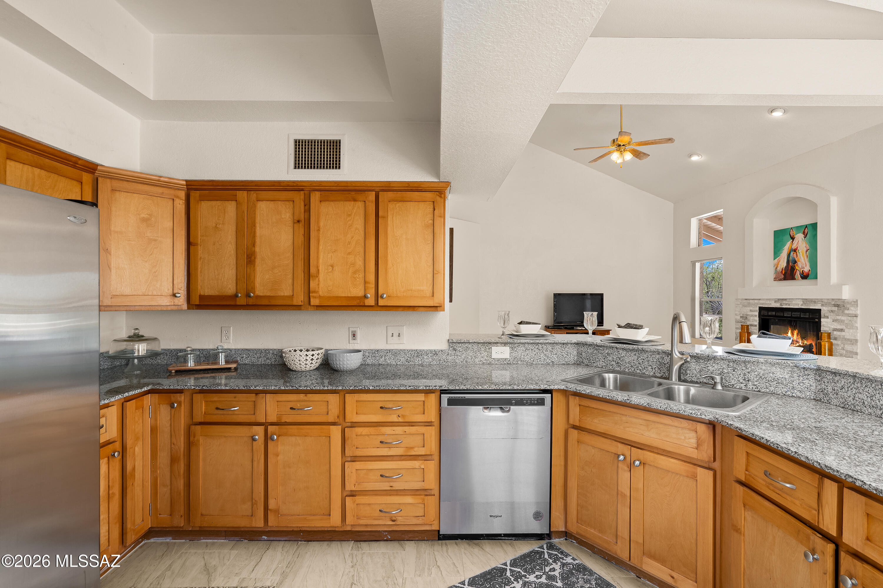 1027 Acaso Court Rio Rico, AZ 85648 - Photo 18 of 50 2 Interiors-14