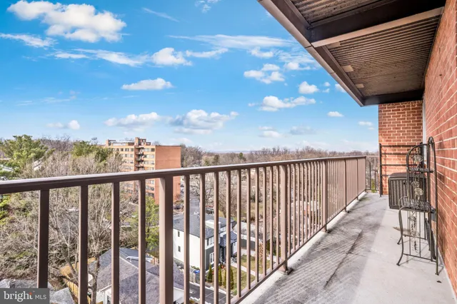 $2,800 | 4343 Cherry Hill Road, Unit 701, Arlington, VA 22207