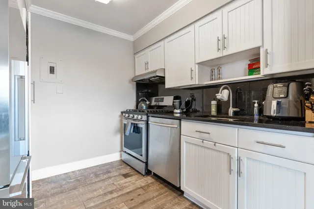 $2,800 | 4343 Cherry Hill Road, Unit 701, Arlington, VA 22207