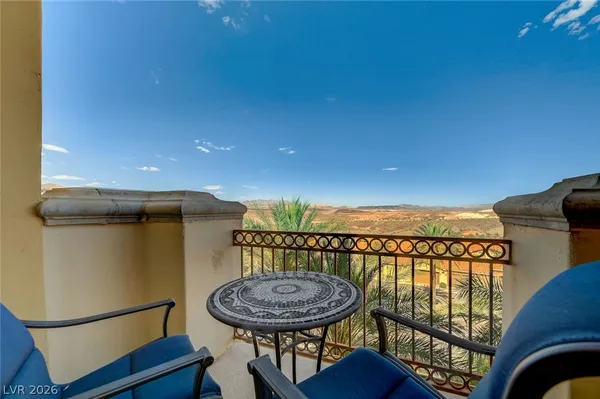 $379,000 | 20 Via Mantova, Unit 301, Henderson, NV 89011