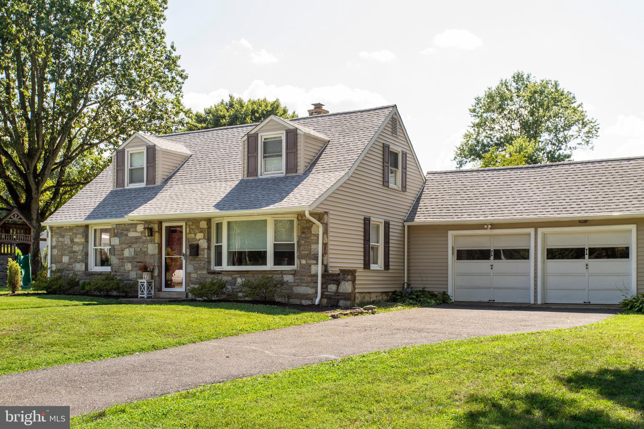 421 Suffolk Road Flourtown, PA 19031 - Photo 1 of 29