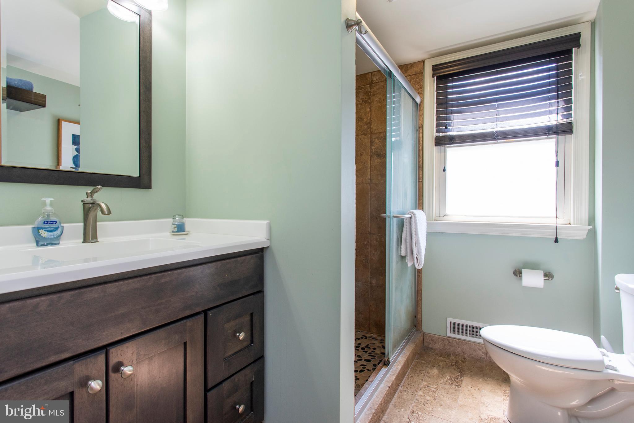 421 Suffolk Road Flourtown, PA 19031 - Photo 22 of 29