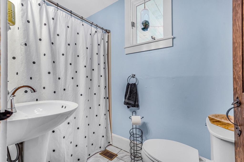 41 Wilder Road Bolton, MA 01740 - Photo 14 of 31