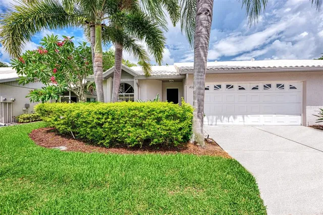 $2,325 | 4349 Carol Ann Road, Unit 17, Sarasota, FL 34233