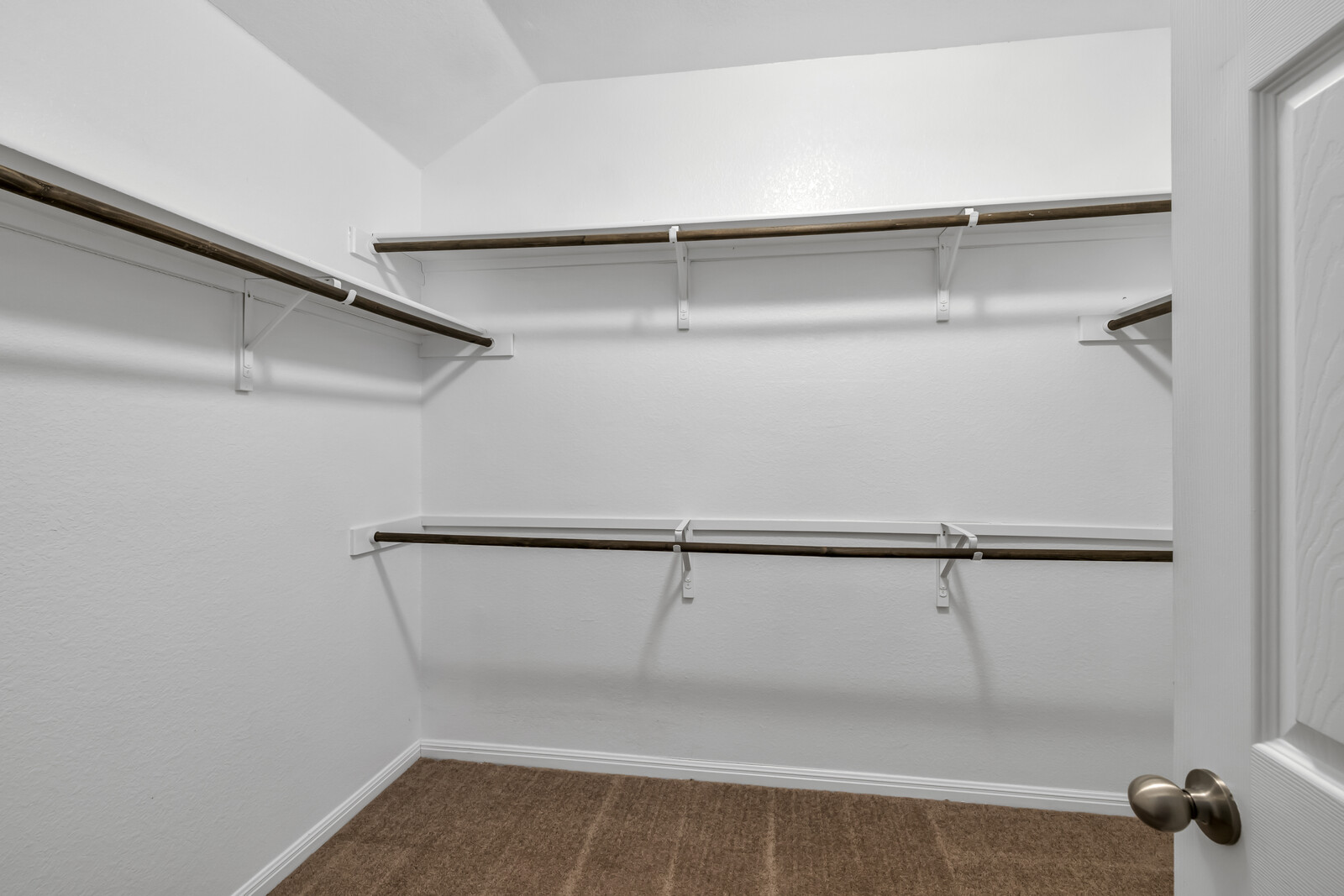 539 Merlin Lane Leander, TX 78641 - Photo 14 of 18 a view of small space