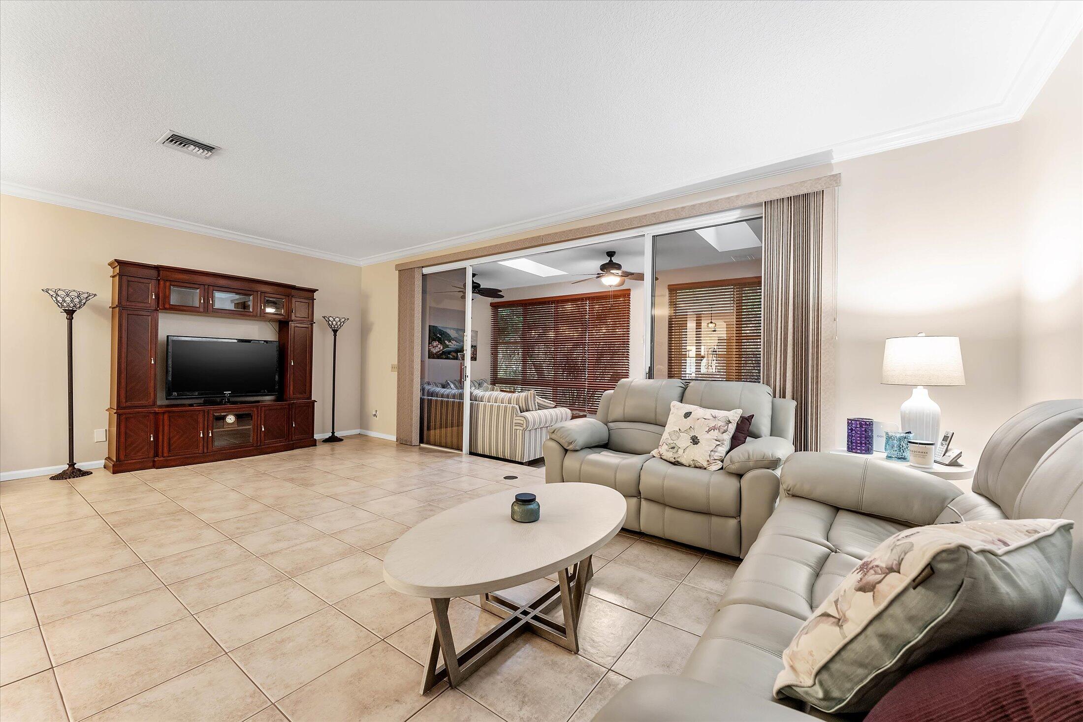 6757 Via Regina, Unit 3 Boca Raton, FL 33433 - Photo 16 of 48 13-6757 Via Regina, Boca Raton-28
