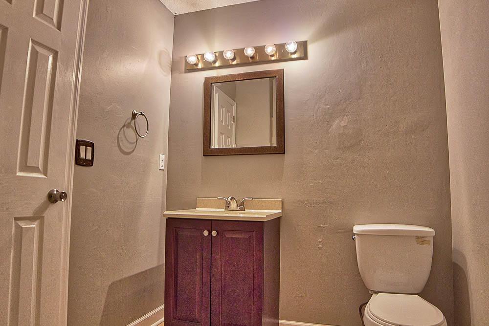 1488 Bowman Road Hixson, TN 37343 - Photo 14 of 30 hall bath 2