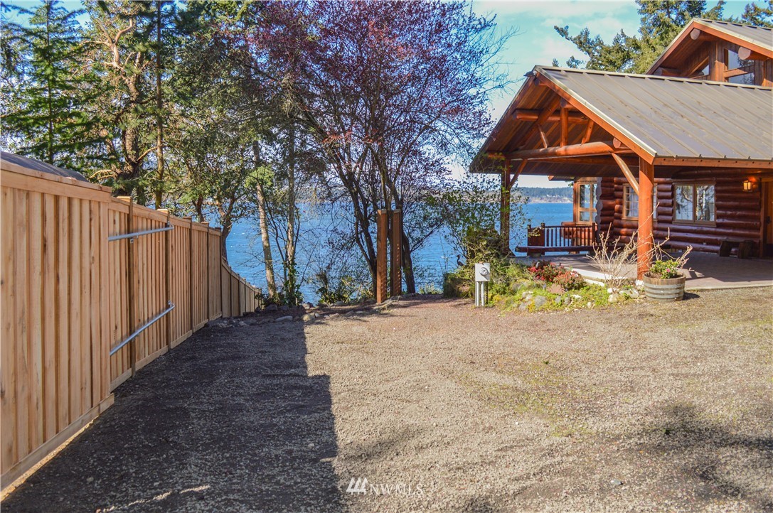 2817 East Sequim Bay Road Sequim, WA 98382 - Photo 2 of 24 Gallery Image 2