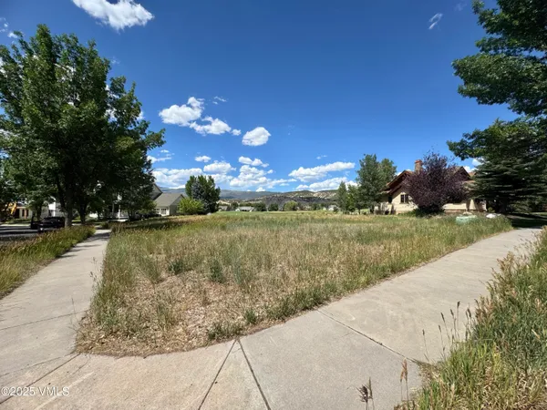 $395,000 | 13 Sawmill Circle, Eagle, CO 81631