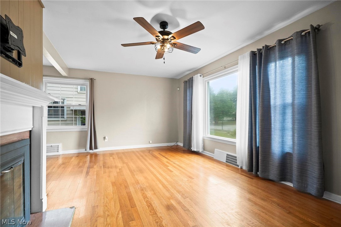 1272 Gordon Road Lyndhurst, OH 44124 - Photo 9 of 30 Gallery Image 9