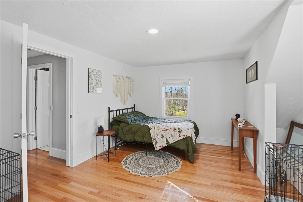 88 Clinton Road Sterling, MA 01564 - Photo 25 of 32