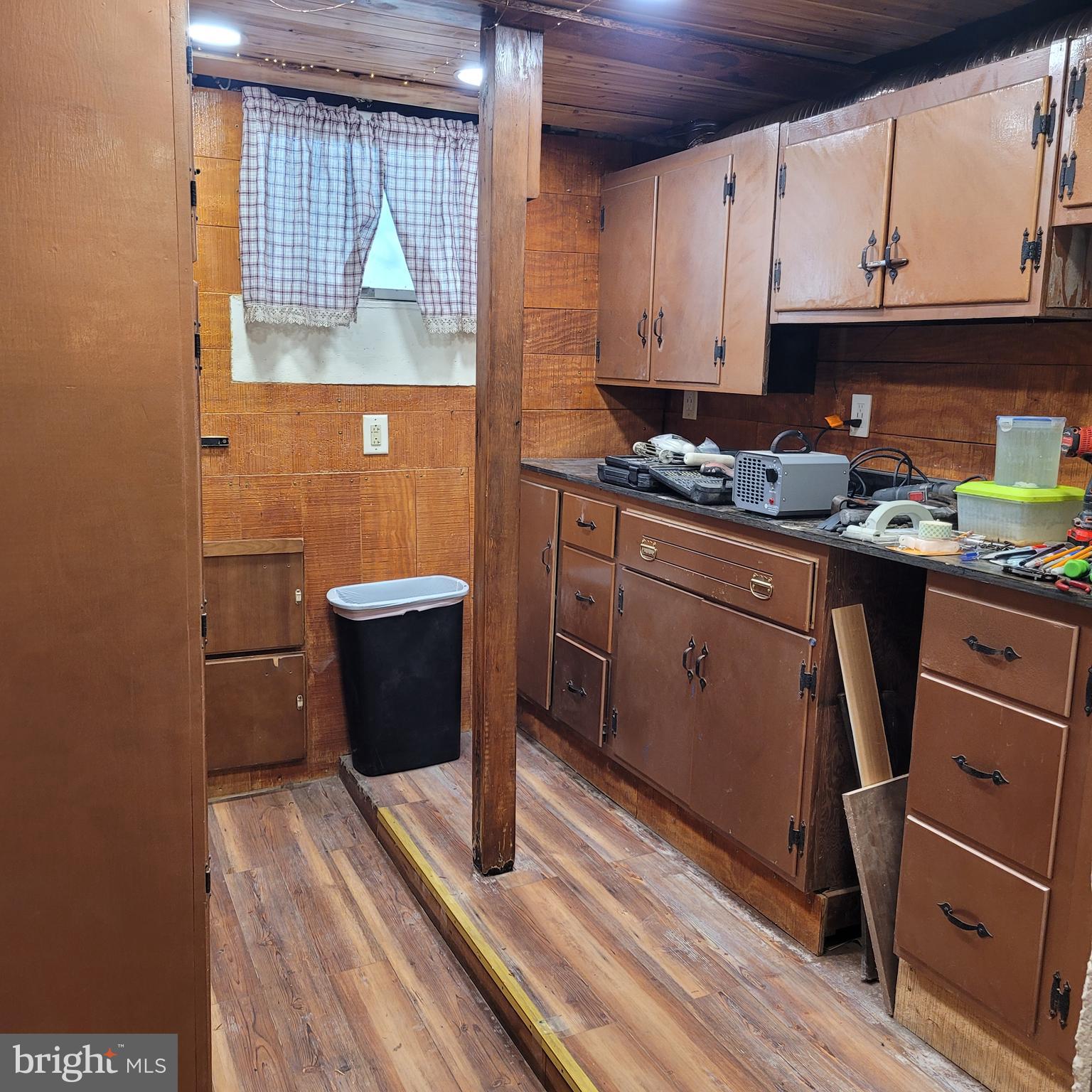 31 Berkley Park Road Reading, PA 19605 - Photo 20 of 29 Basement work area
