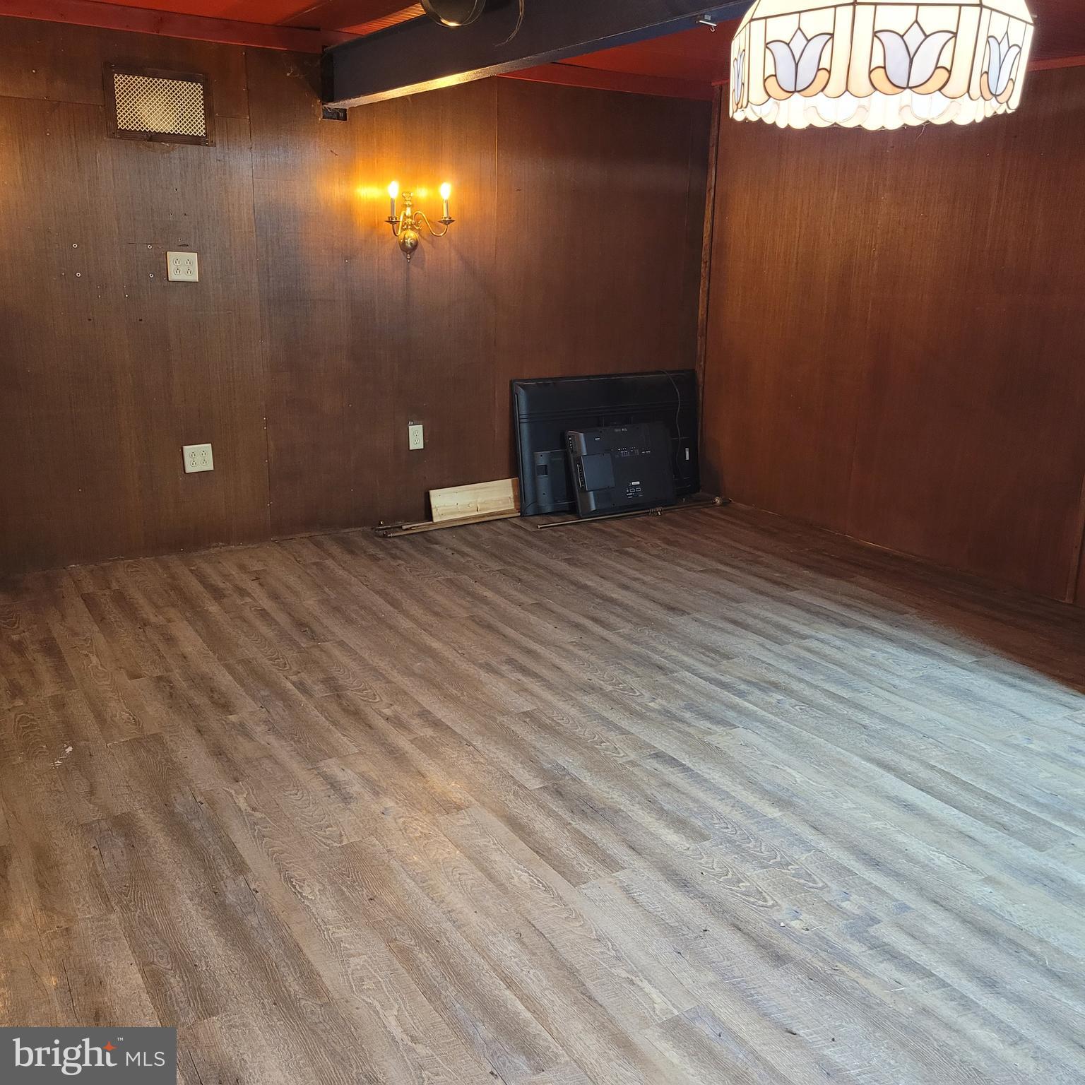 31 Berkley Park Road Reading, PA 19605 - Photo 21 of 29 basement Den