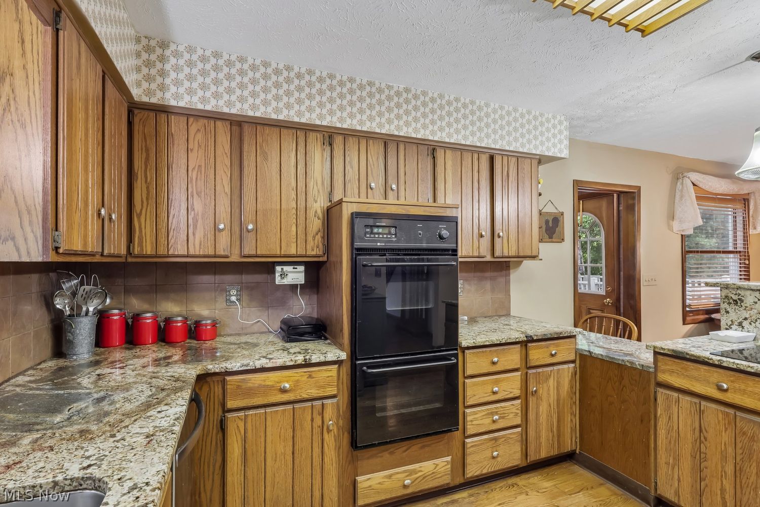 14380 Caves Road Novelty, OH 44072 - Photo 10 of 49