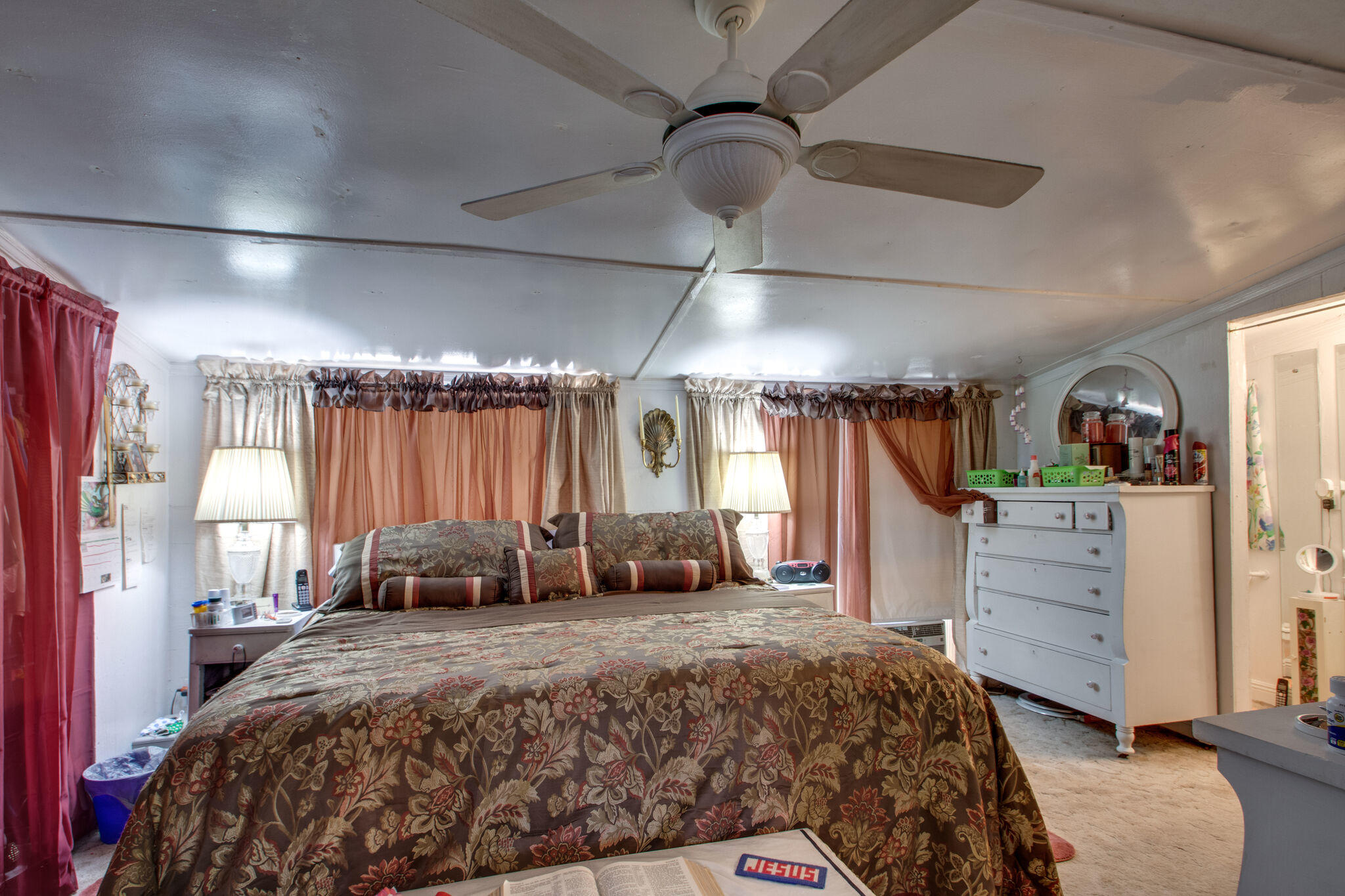 333 Edge Avenue Valparaiso, FL 32580 - Photo 15 of 37 a bedroom with a large bed and a window