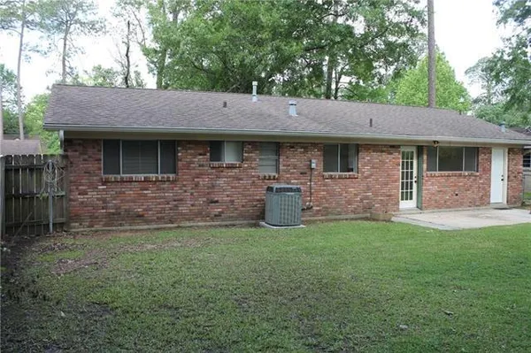 $1,700 | 1592 Ridgecrest Drive, Slidell, LA 70458
