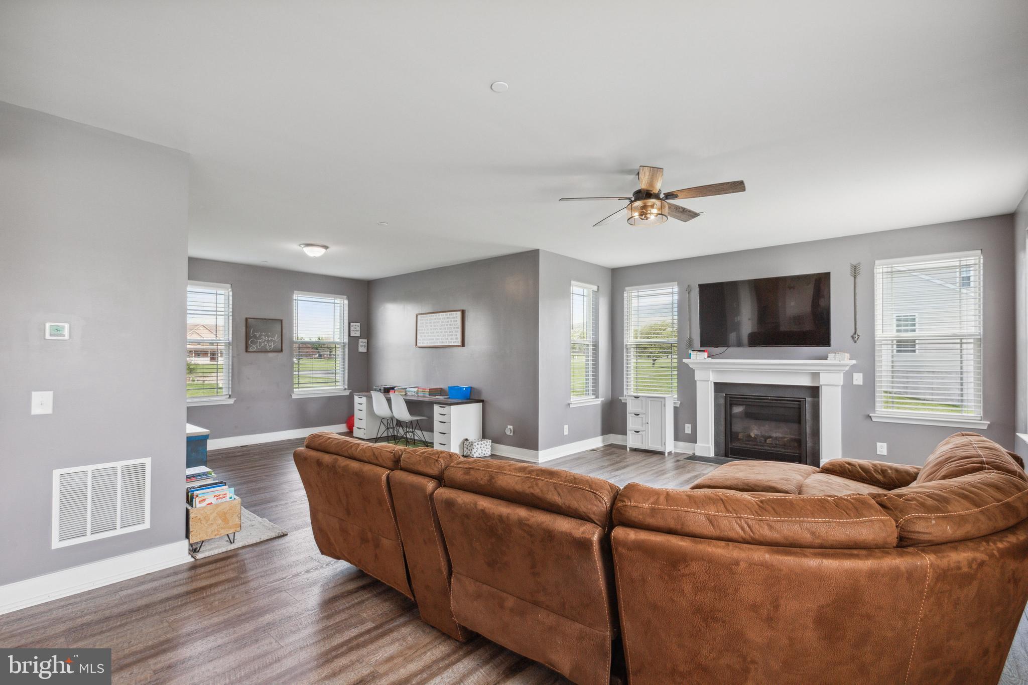 23331 Whitetail Road Smithsburg, MD 21783 - Photo 9 of 44