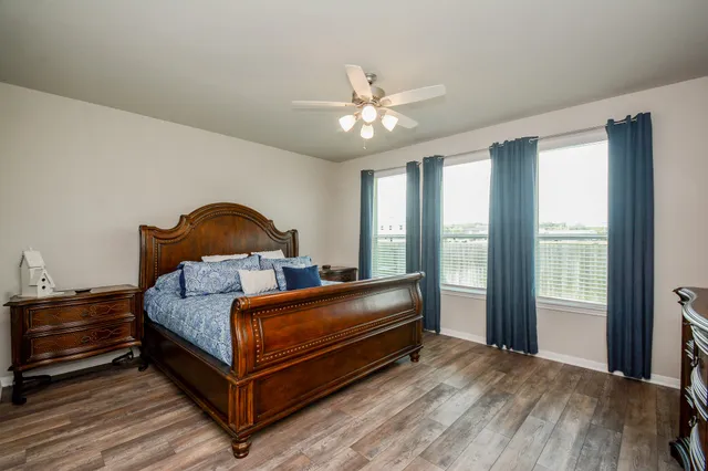 $325,500 | 1302 Oregon Street, La Porte, TX 77571