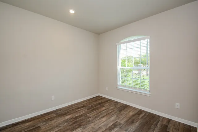 $325,500 | 1302 Oregon Street, La Porte, TX 77571