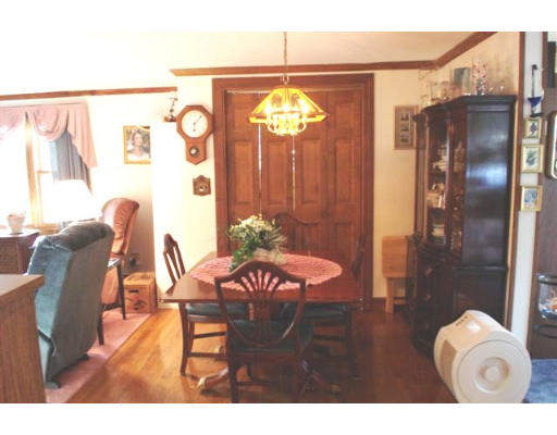 427 A Conant Road Weston, MA 02493 - Photo 3 of 8