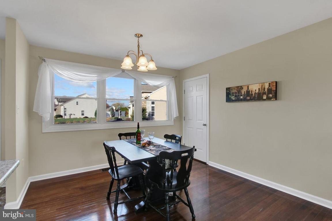 20 Hurst Boulevard Lititz, PA 17543 - Photo 5 of 27
