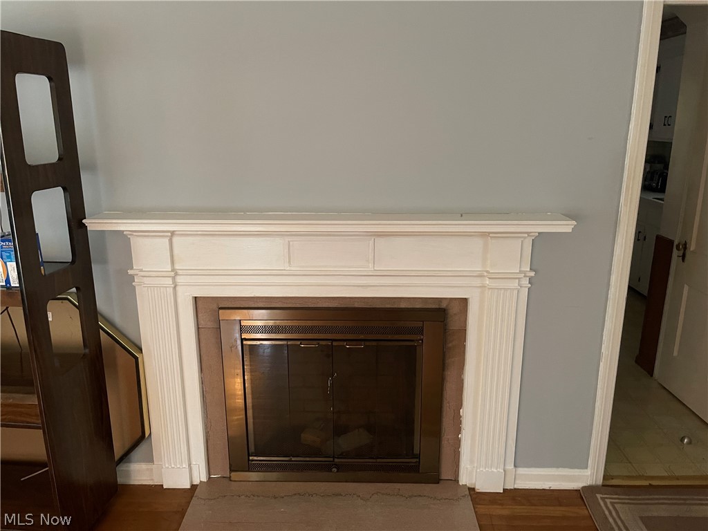 3851 Grosvenor Road Cleveland, OH 44118 - Photo 12 of 22