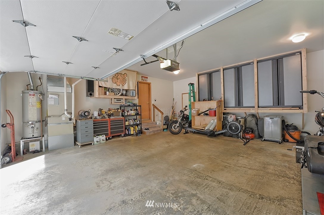 4192 West Road Blaine, WA 98230 - Photo 17 of 27 a view of a room with gym equipment